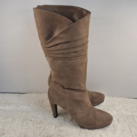 Mootsie Tootsies Boots - Picture 2 of 12